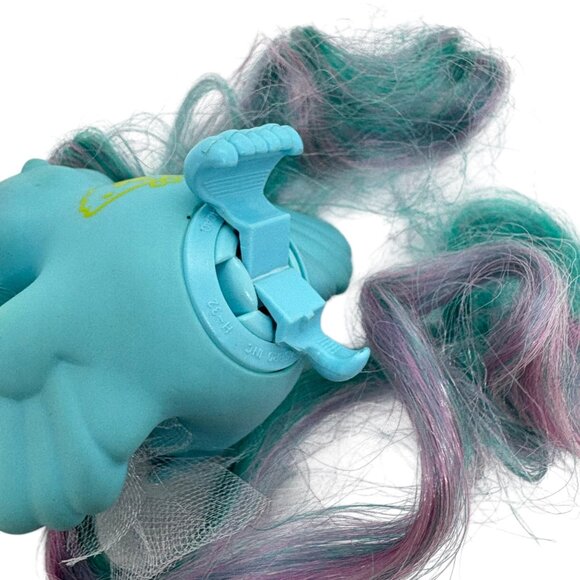 Vintage Hasbro Fairy Tails Fan Flutter Tails Blue Bird My Little Pony G1 & Stand - Picture 9 of 12